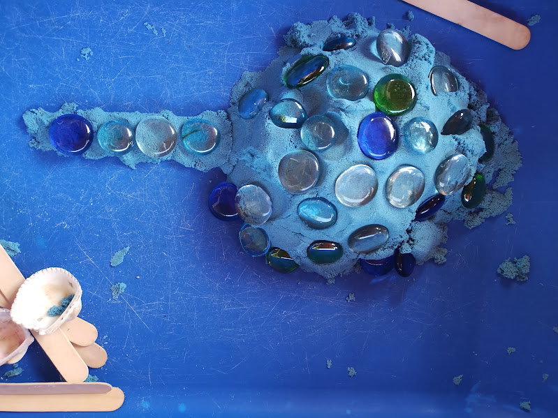 Loose parts activity at Learning in Action — photo 01